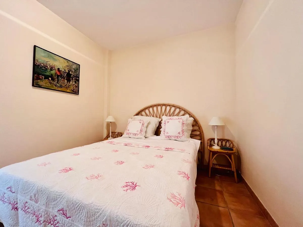 Joan Vinyoli 3 Villa Roses Holiday home